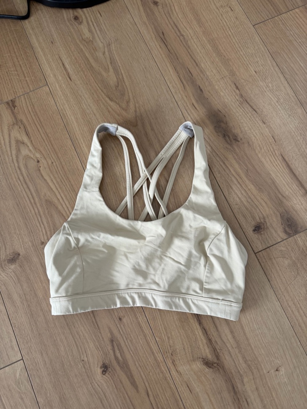 Lulu Lemon Women’s Strappy Sports Bra